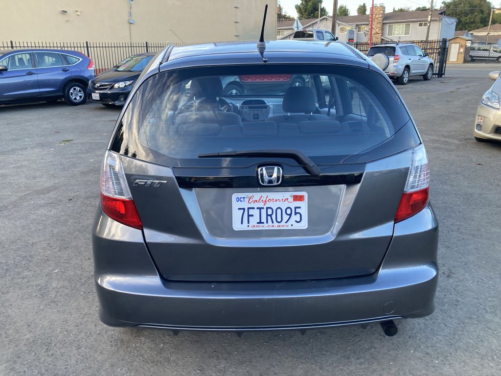 Photo 5 of this HONDA FIT
