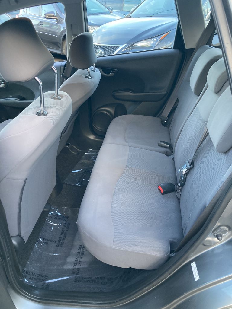 Photo 13 of this HONDA FIT