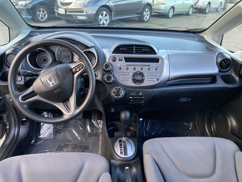 Photo 14 of this HONDA FIT