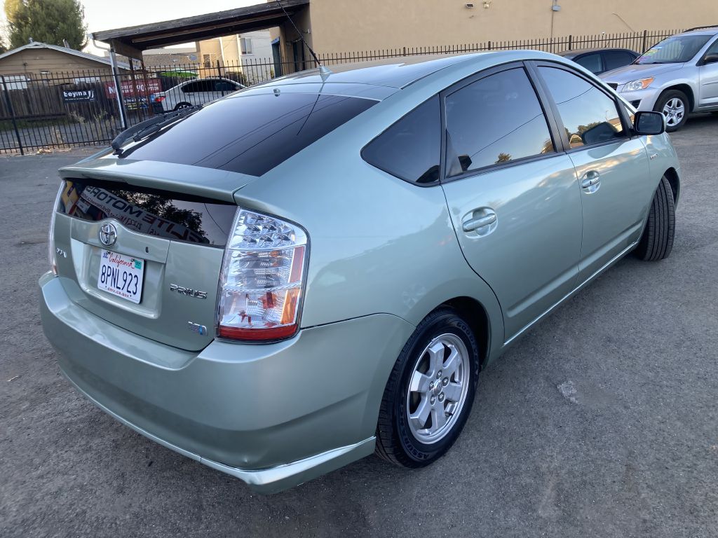 Photo 4 of this TOYOTA PRIUS