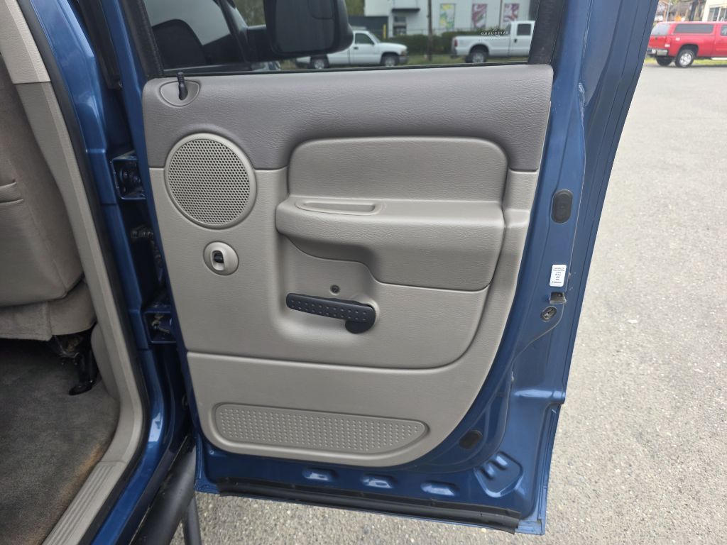 Photo 16 of this DODGE RAM 2500