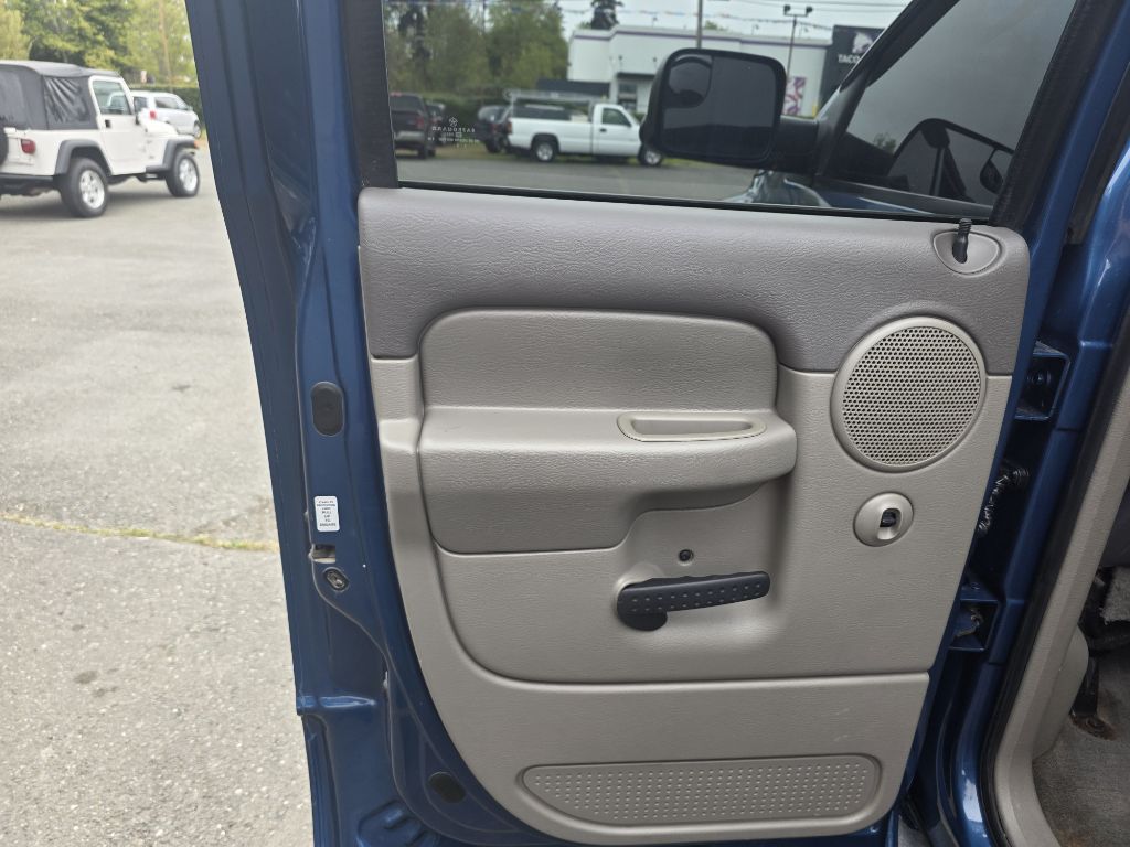 Photo 17 of this DODGE RAM 2500