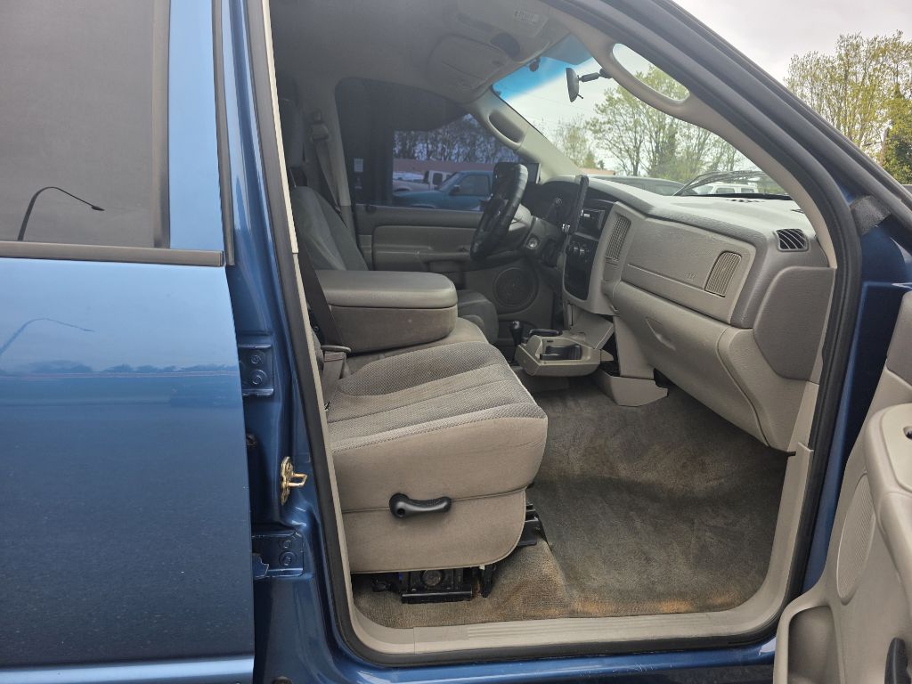 Photo 13 of this DODGE RAM 2500