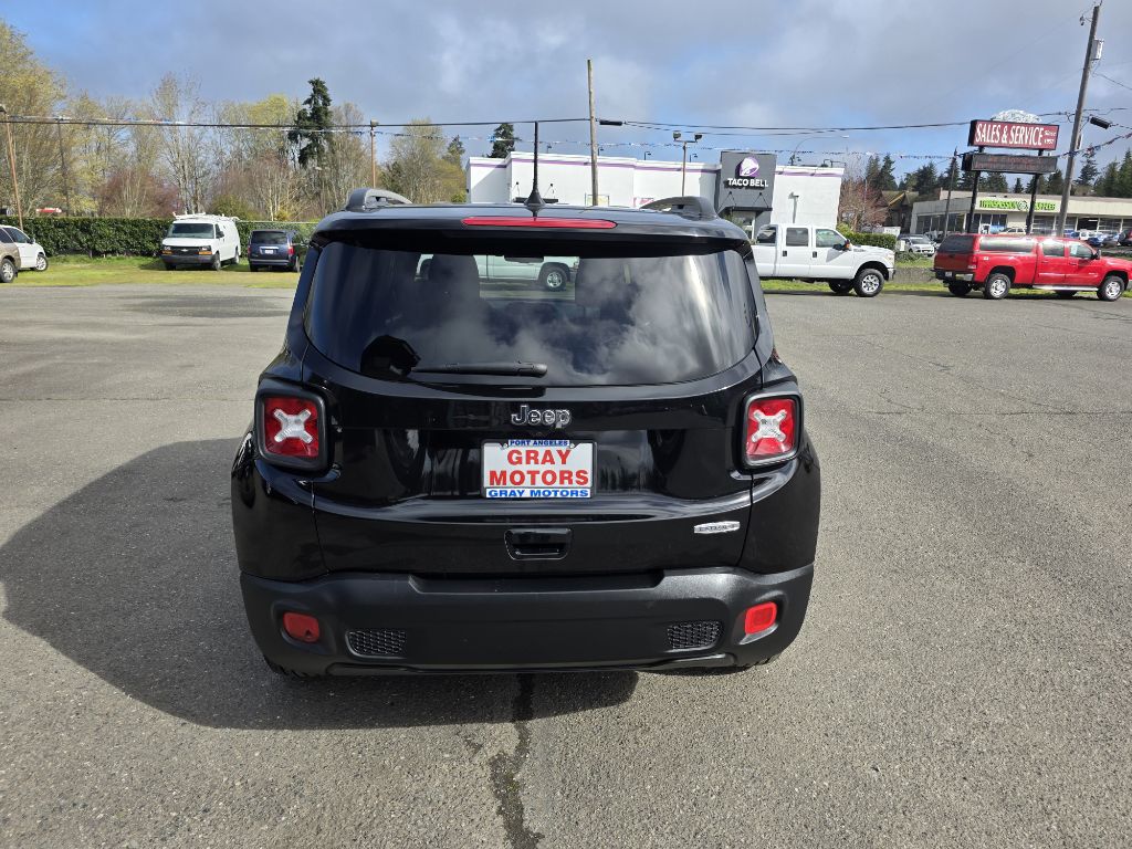 Photo 8 of this JEEP RENEGADE