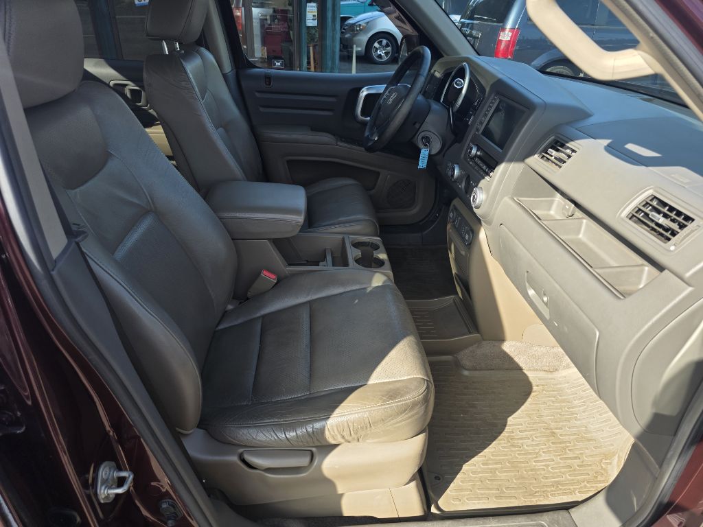 Photo 13 of this HONDA RIDGELINE