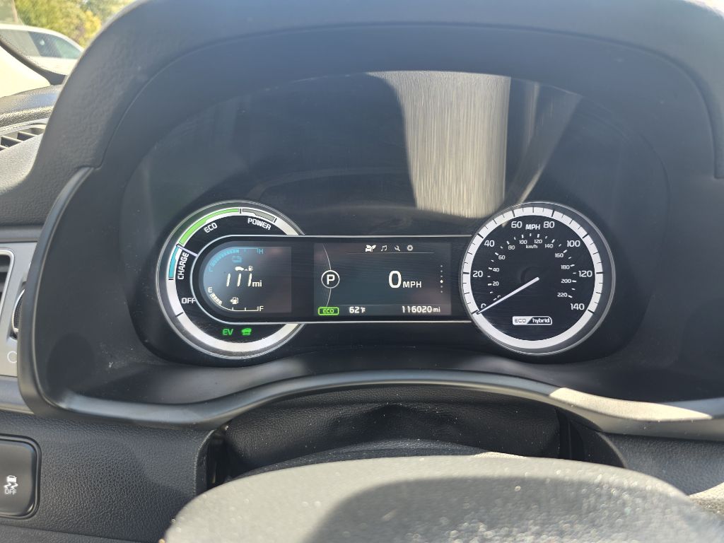 Photo 24 of this KIA NIRO