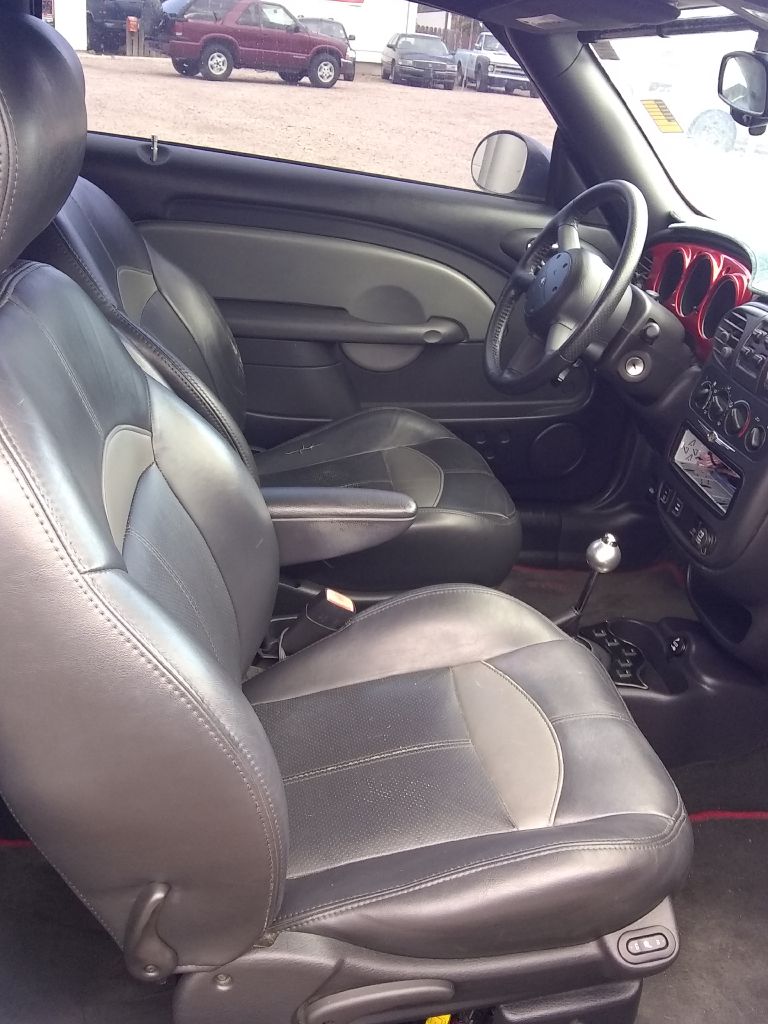 Photo 7 of this CHRYSLER PT CRUISER