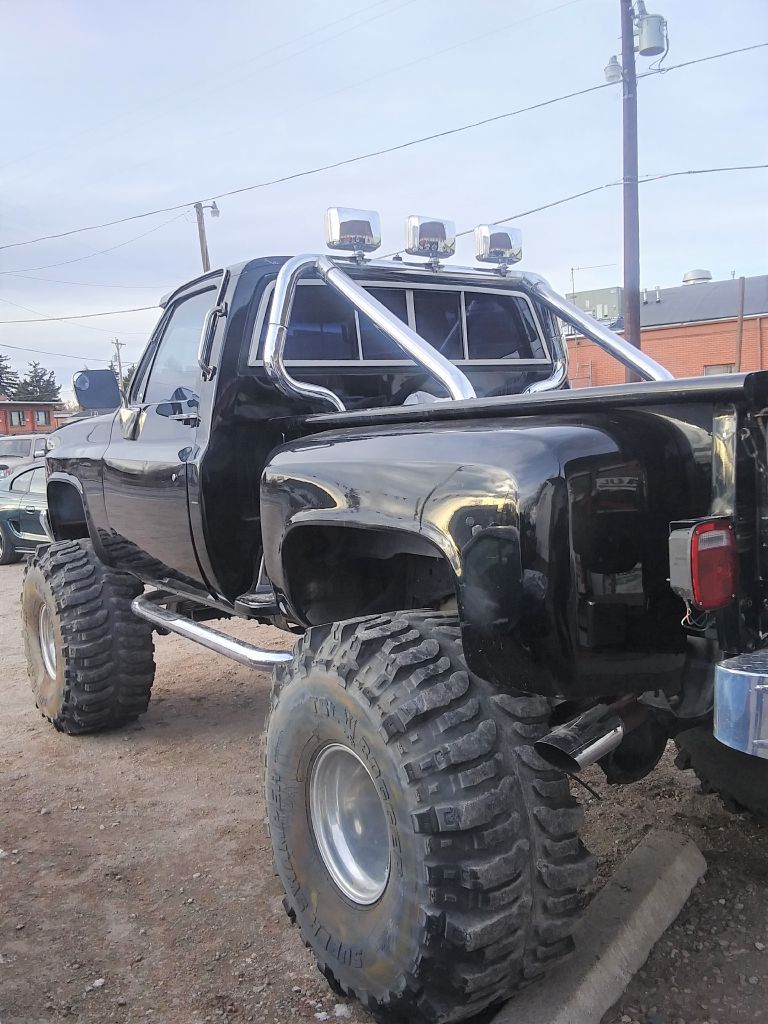 Photo 5 of this CHEVROLET K10