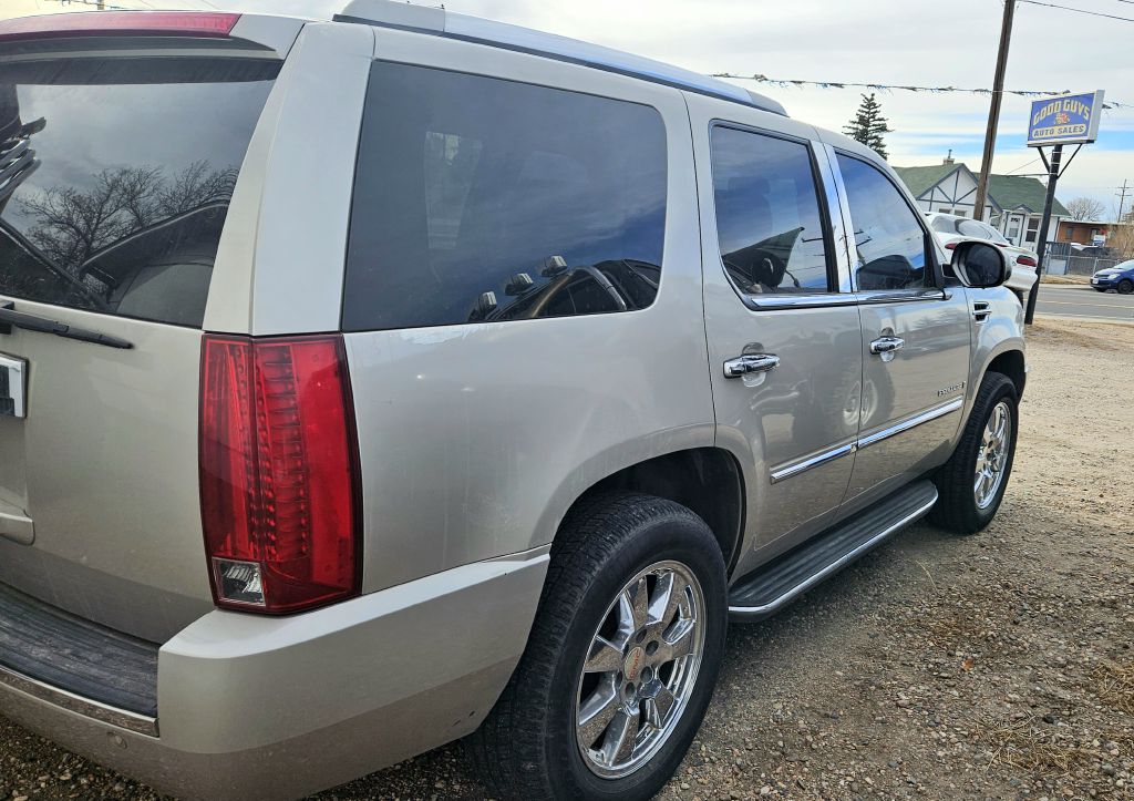 Photo 4 of this CADILLAC ESCALADE