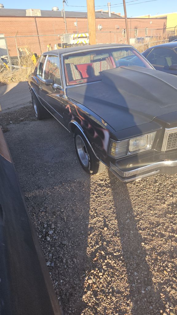 Photo 3 of this CHEVROLET MONTE CARLO
