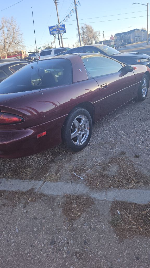 Photo 4 of this CHEVROLET CAMARO