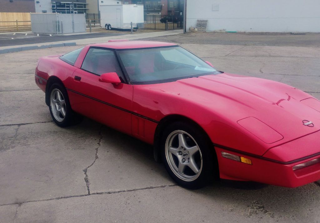 Photo 2 of this CHEVROLET CORVETTE