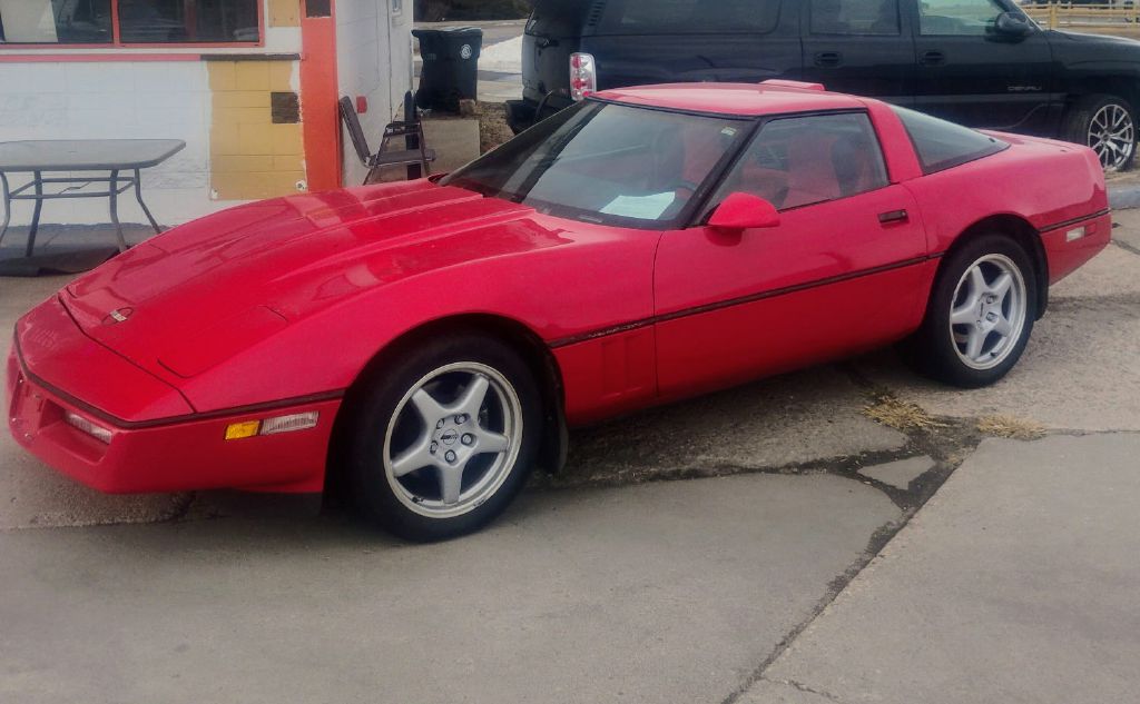 1989 CHEVROLET CORVETTE