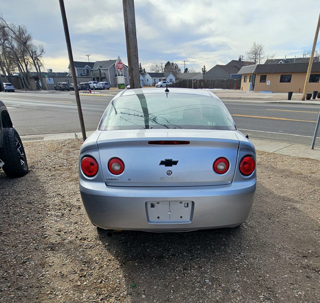 Photo 2 of this CHEVROLET COBALT