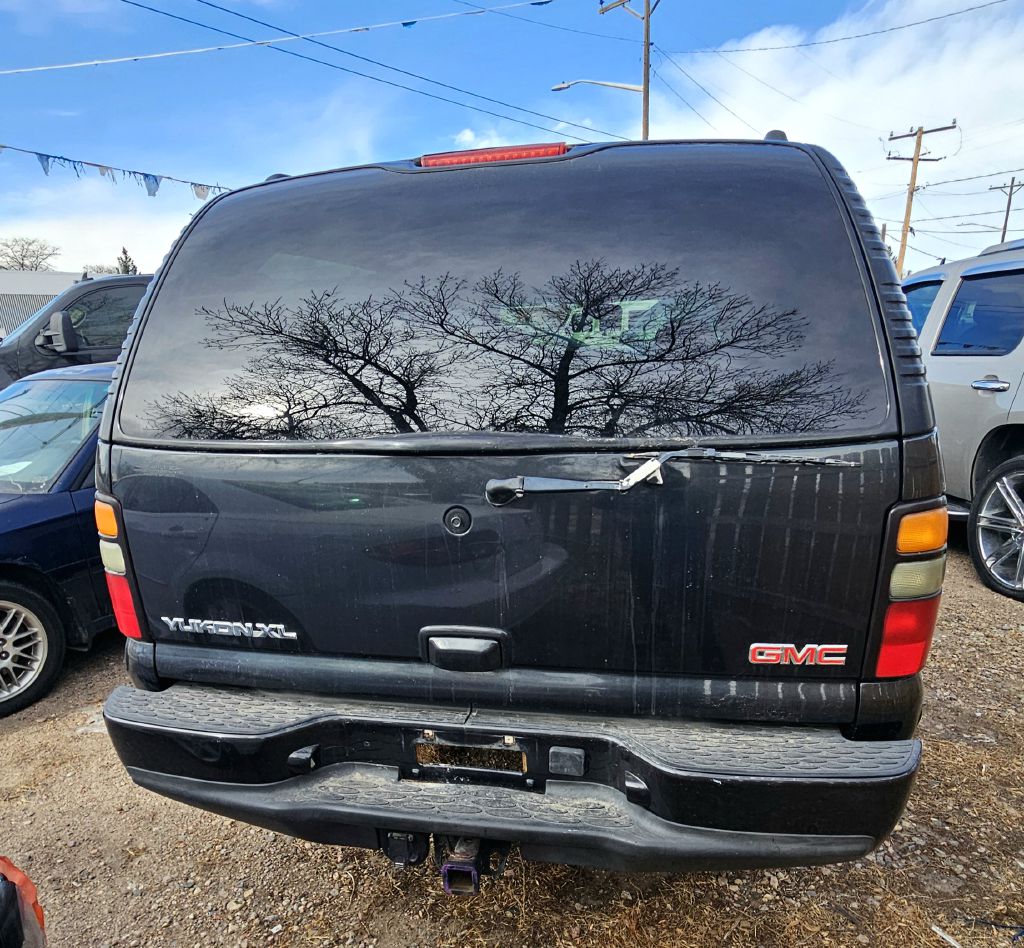 Photo 3 of this GMC YUKON XL