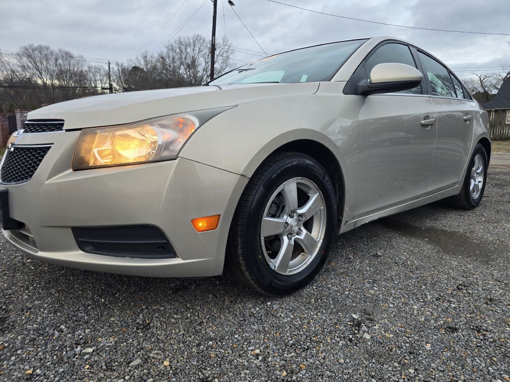 2012 Chevrolet Cruze 1LT Sedan FWD