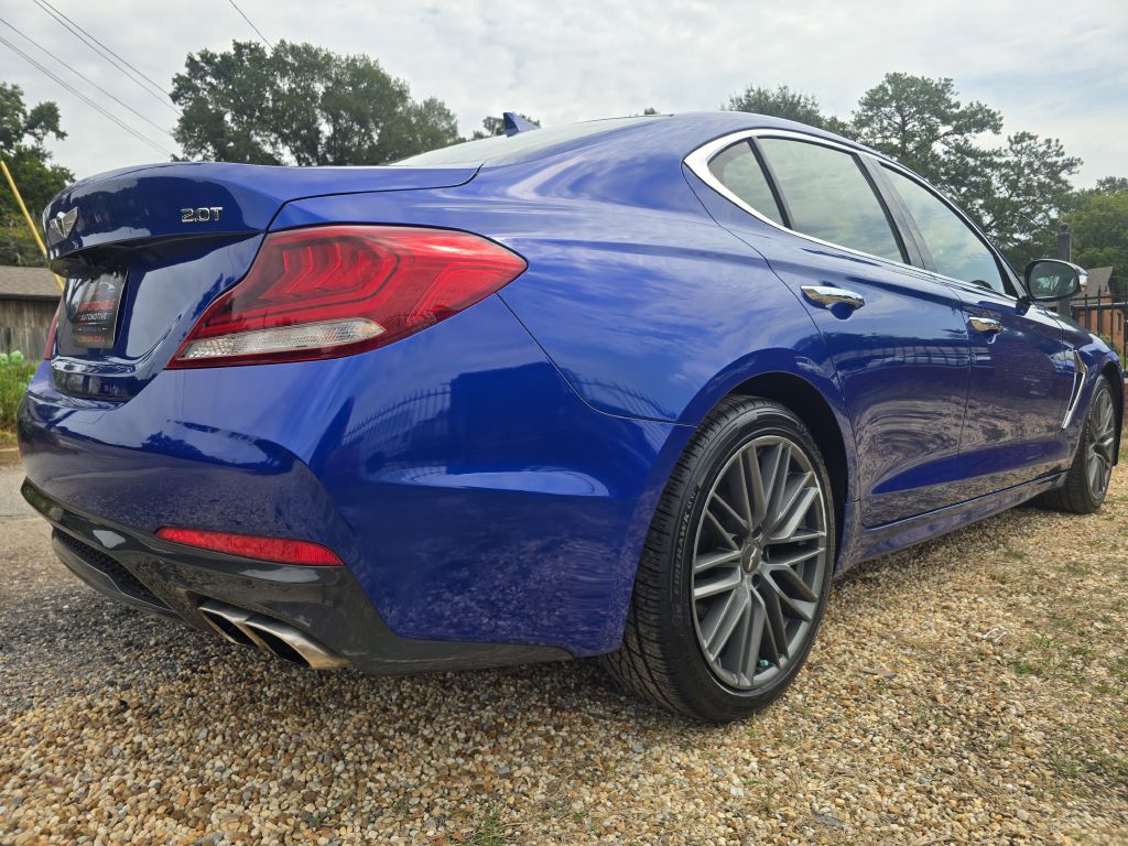 Photo 4 of this GENESIS G70