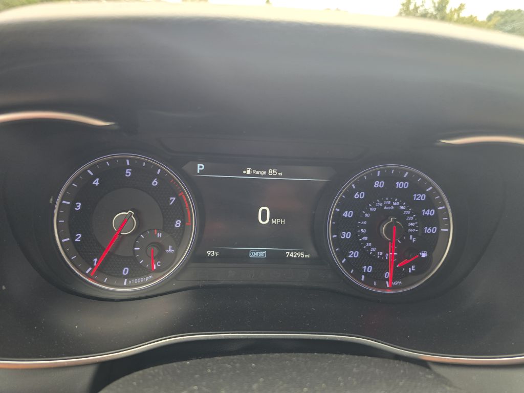 Photo 9 of this GENESIS G70