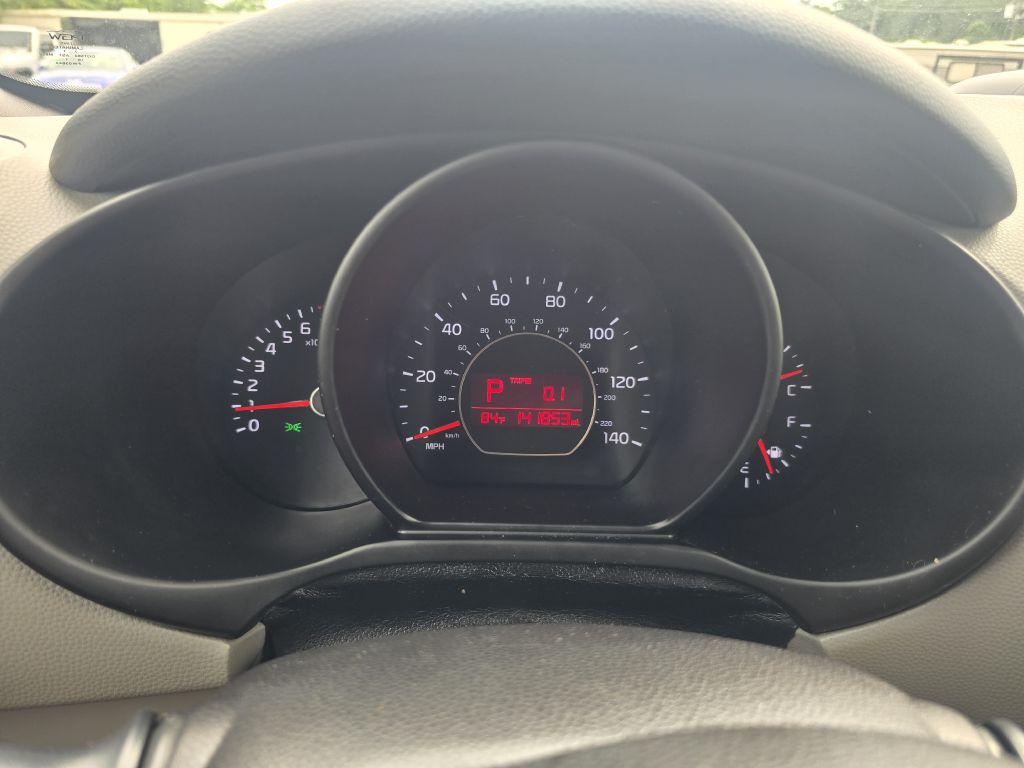 Photo 9 of this KIA SOUL