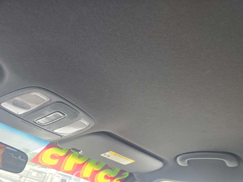 Photo 15 of this KIA SOUL