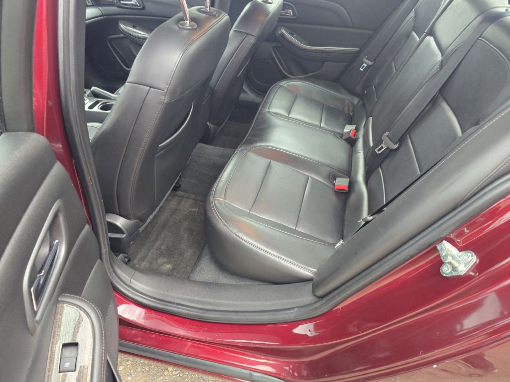 Photo 8 of this CHEVROLET MALIBU
