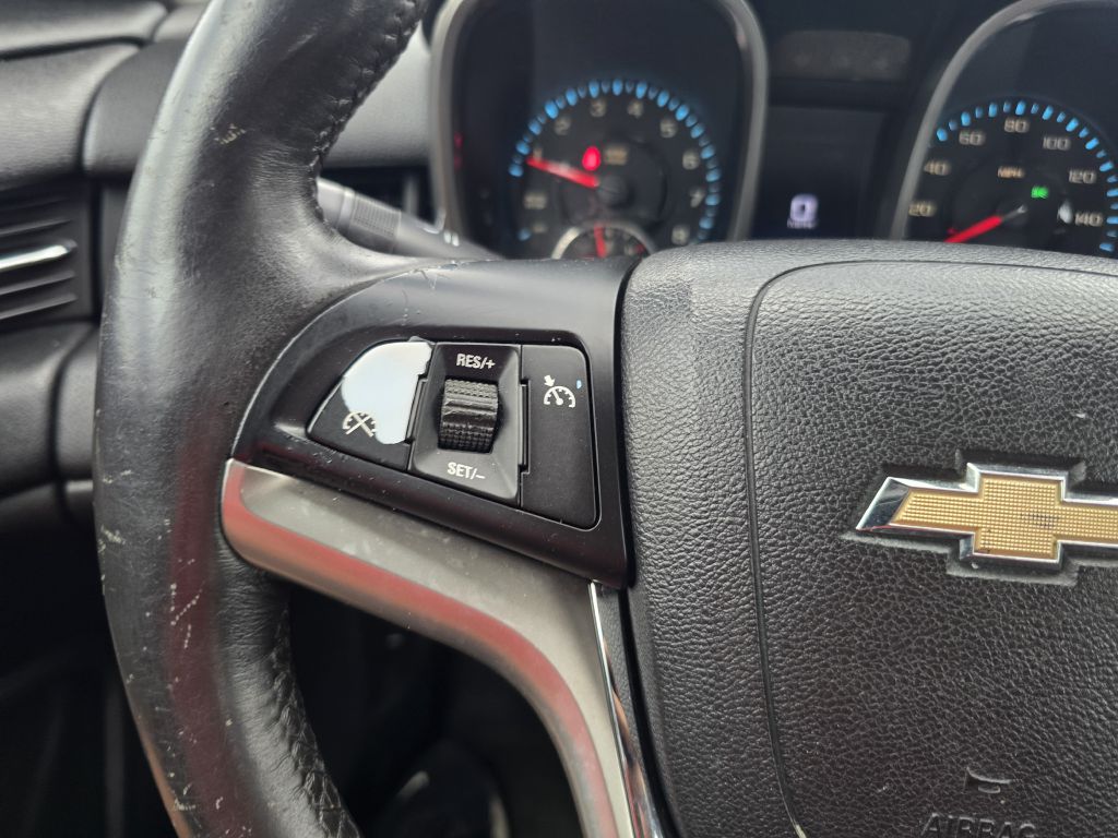 Photo 13 of this CHEVROLET MALIBU