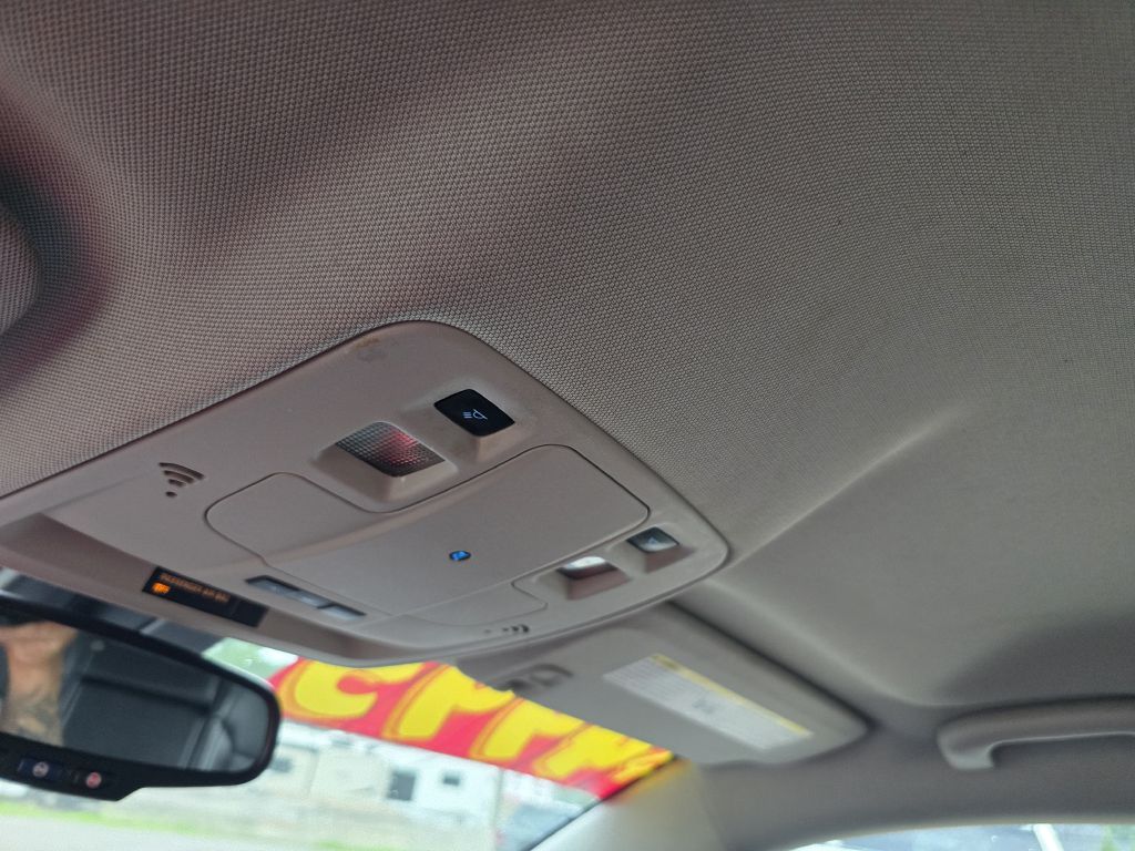 Photo 15 of this CHEVROLET MALIBU