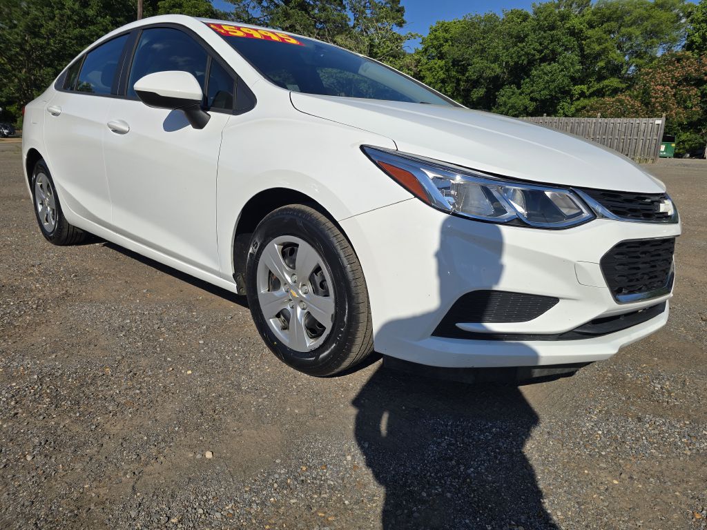 Photo 6 of this CHEVROLET CRUZE