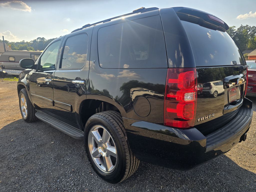 Photo 3 of this CHEVROLET TAHOE