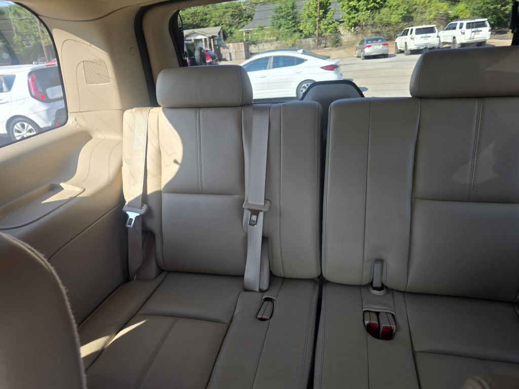 Photo 9 of this CHEVROLET TAHOE
