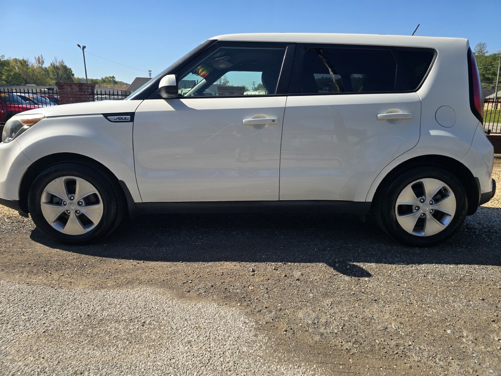 Photo 2 of this KIA SOUL