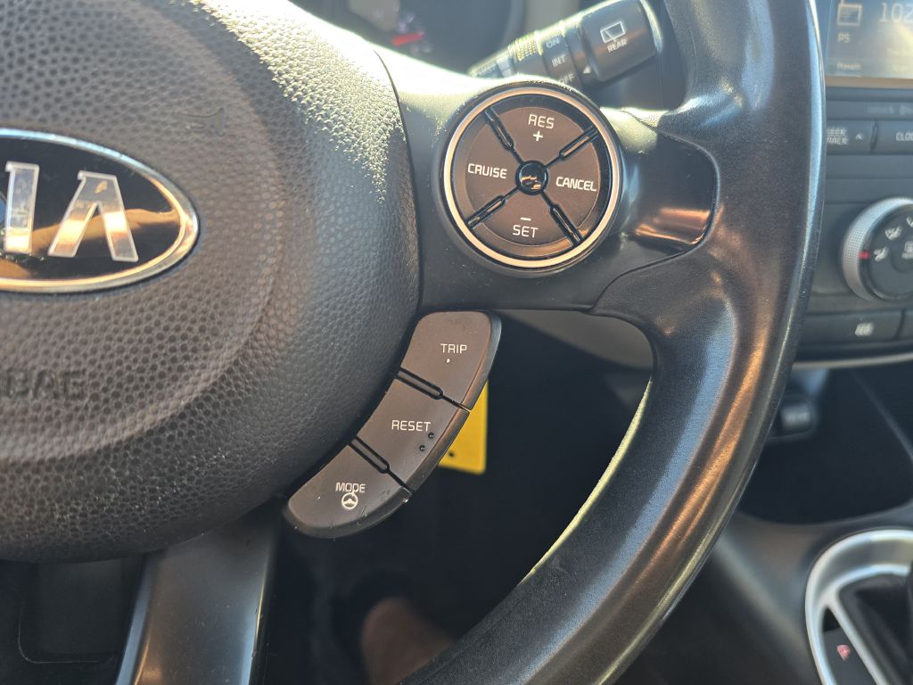 Photo 14 of this KIA SOUL