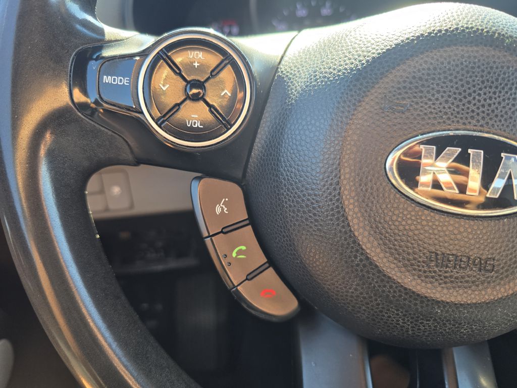 Photo 15 of this KIA SOUL