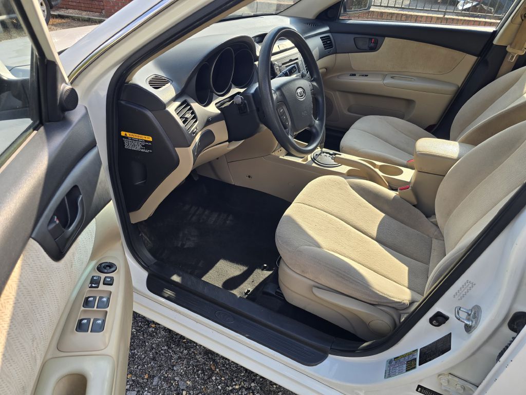 Photo 7 of this KIA OPTIMA