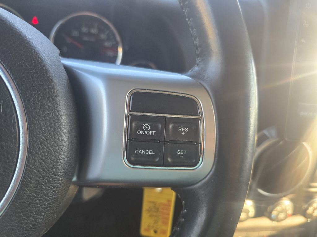 Photo 17 of this JEEP WRANGLER