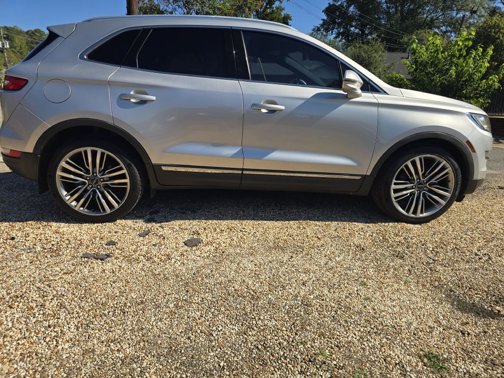 Photo 5 of this LINCOLN MKC