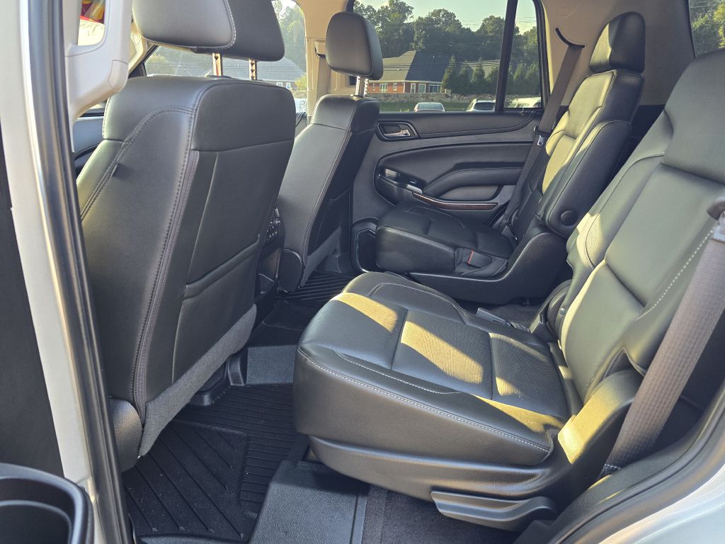 Photo 8 of this GMC YUKON