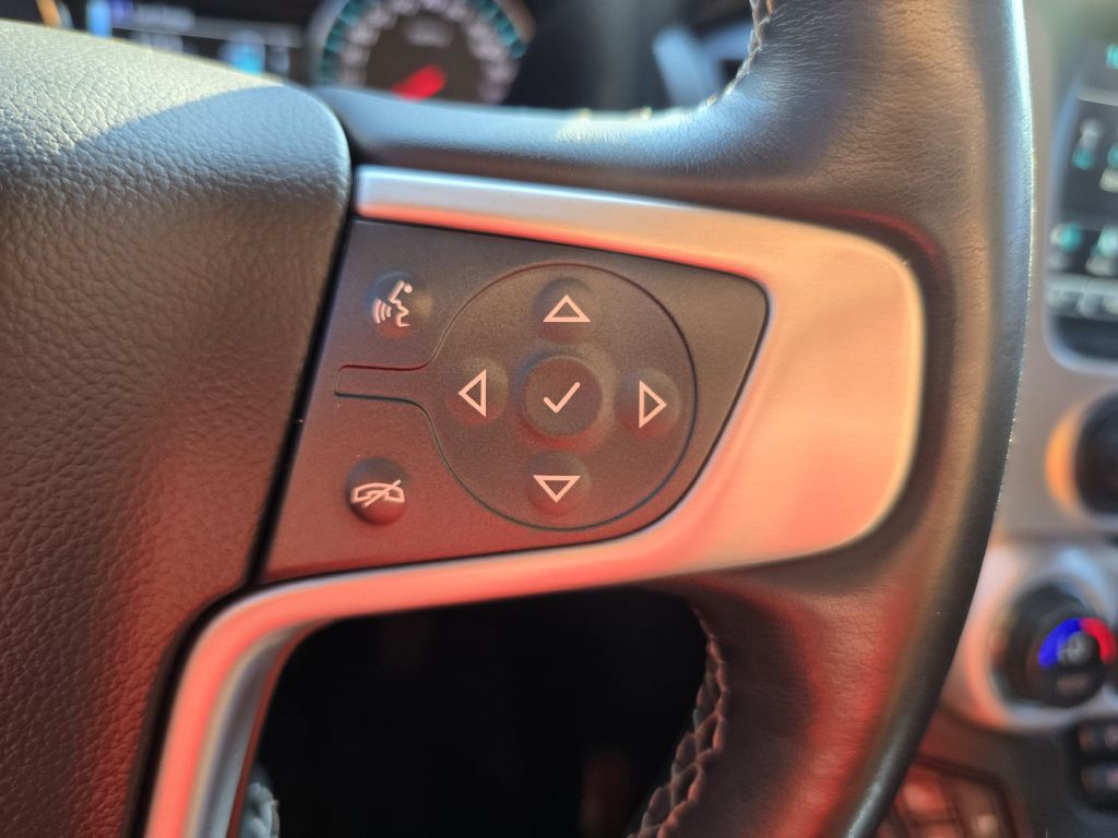 Photo 17 of this GMC YUKON