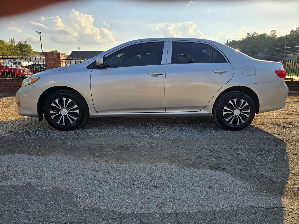Photo 2 of this TOYOTA COROLLA