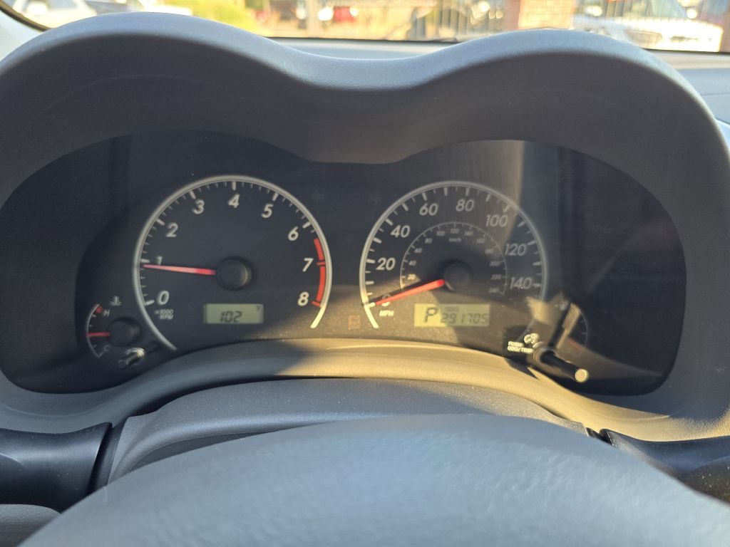 Photo 9 of this TOYOTA COROLLA