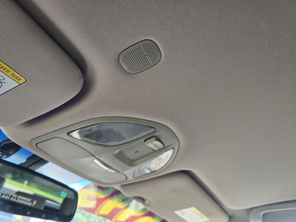 Photo 18 of this HYUNDAI SANTA FE SPORT