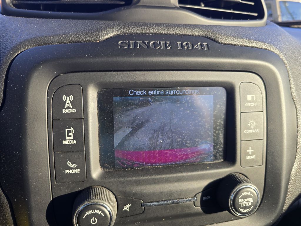 Photo 12 of this JEEP RENEGADE