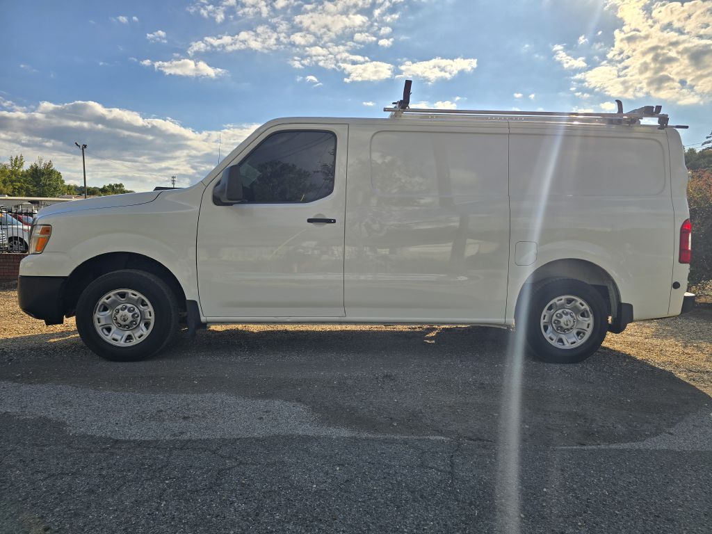 Photo 2 of this NISSAN NV