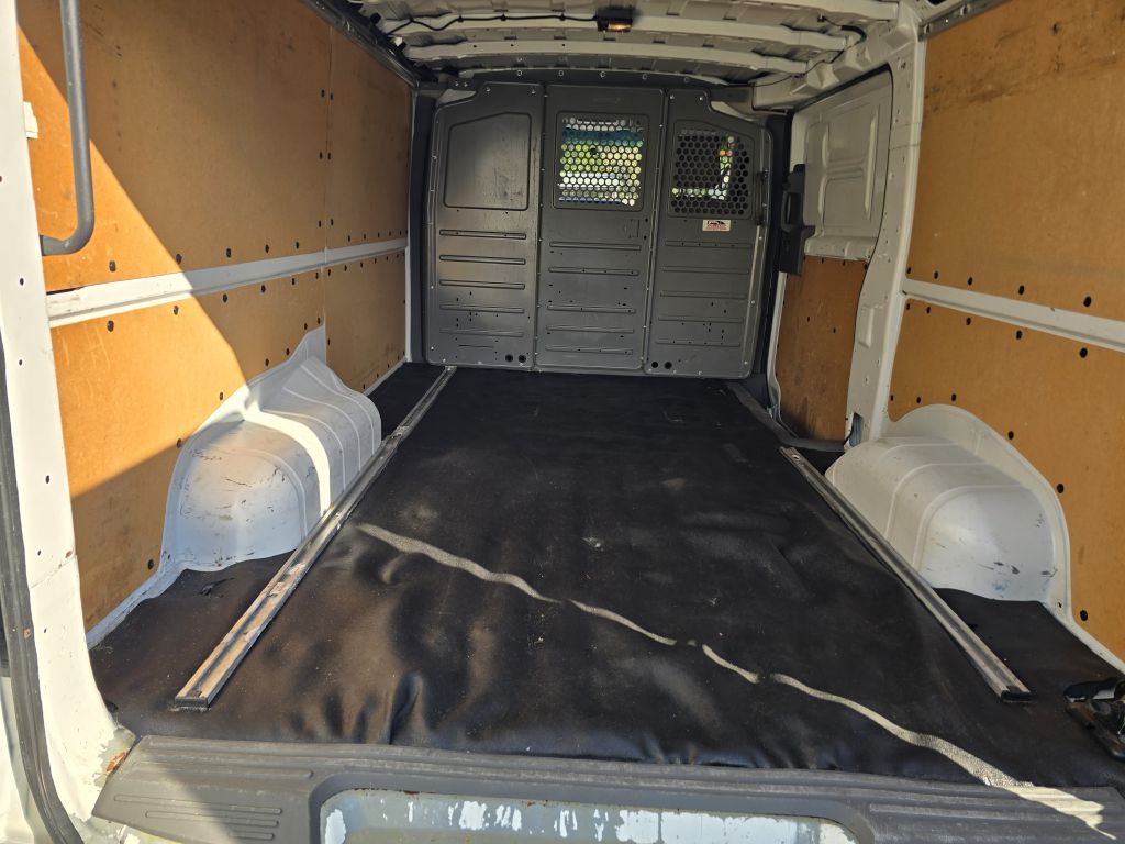 Photo 8 of this NISSAN NV