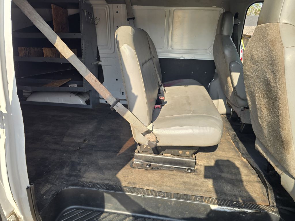 Photo 8 of this FORD ECONOLINE