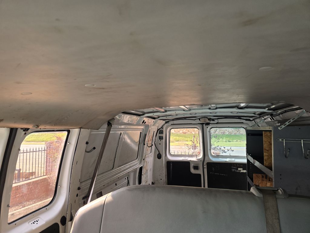 Photo 18 of this FORD ECONOLINE