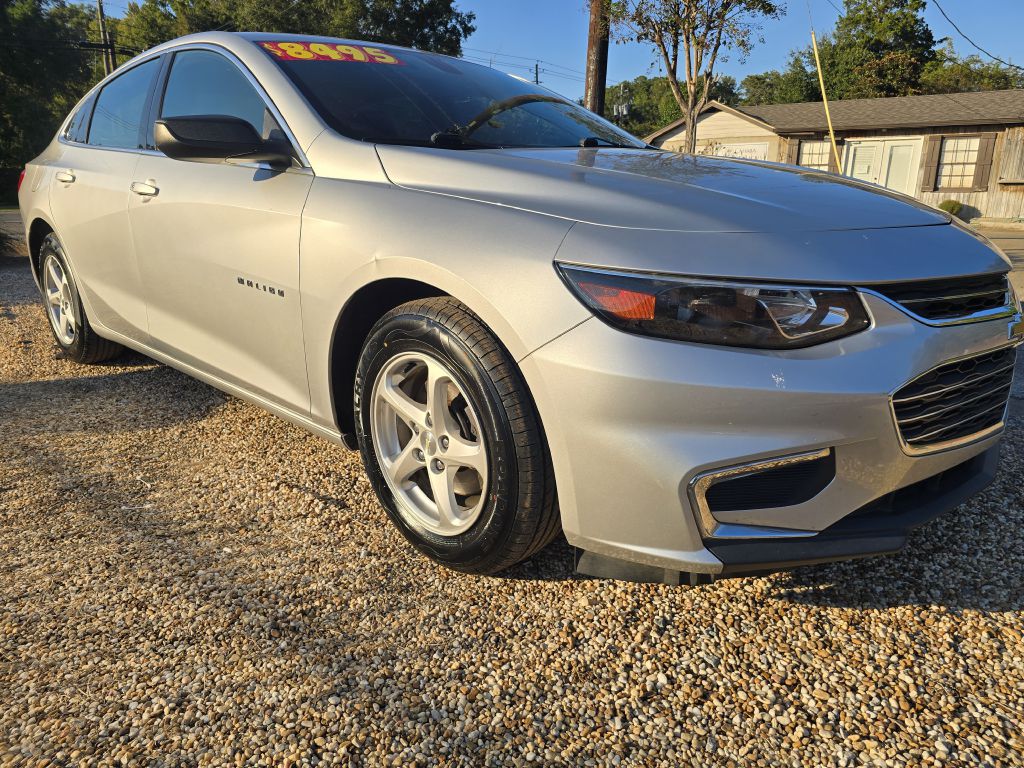 Photo 7 of this CHEVROLET MALIBU