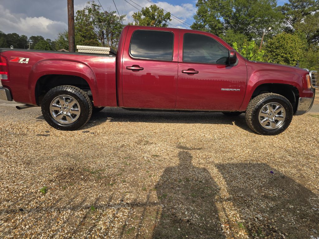 Photo 5 of this GMC SIERRA