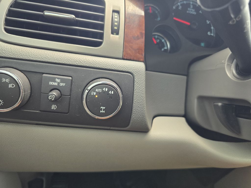 Photo 17 of this GMC SIERRA
