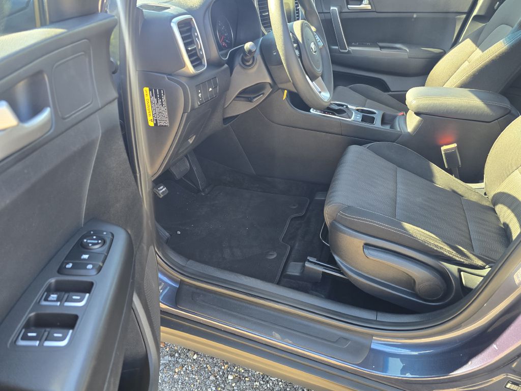 Photo 7 of this KIA SPORTAGE